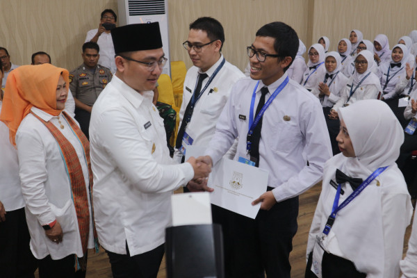 235 CPNS Lulus Diklatsar, Wagub: Jadilah ASN Profesional, Kompeten, Berintegritas dan Sadar Teknologi